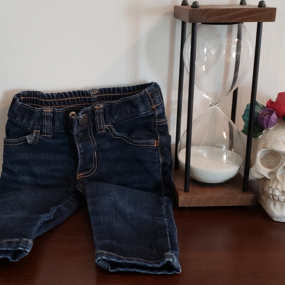 Baby Jeans Old Navy  Size 3-6m. Gently Used